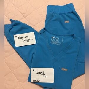 Figs Joggers Set in Vibrant Blue